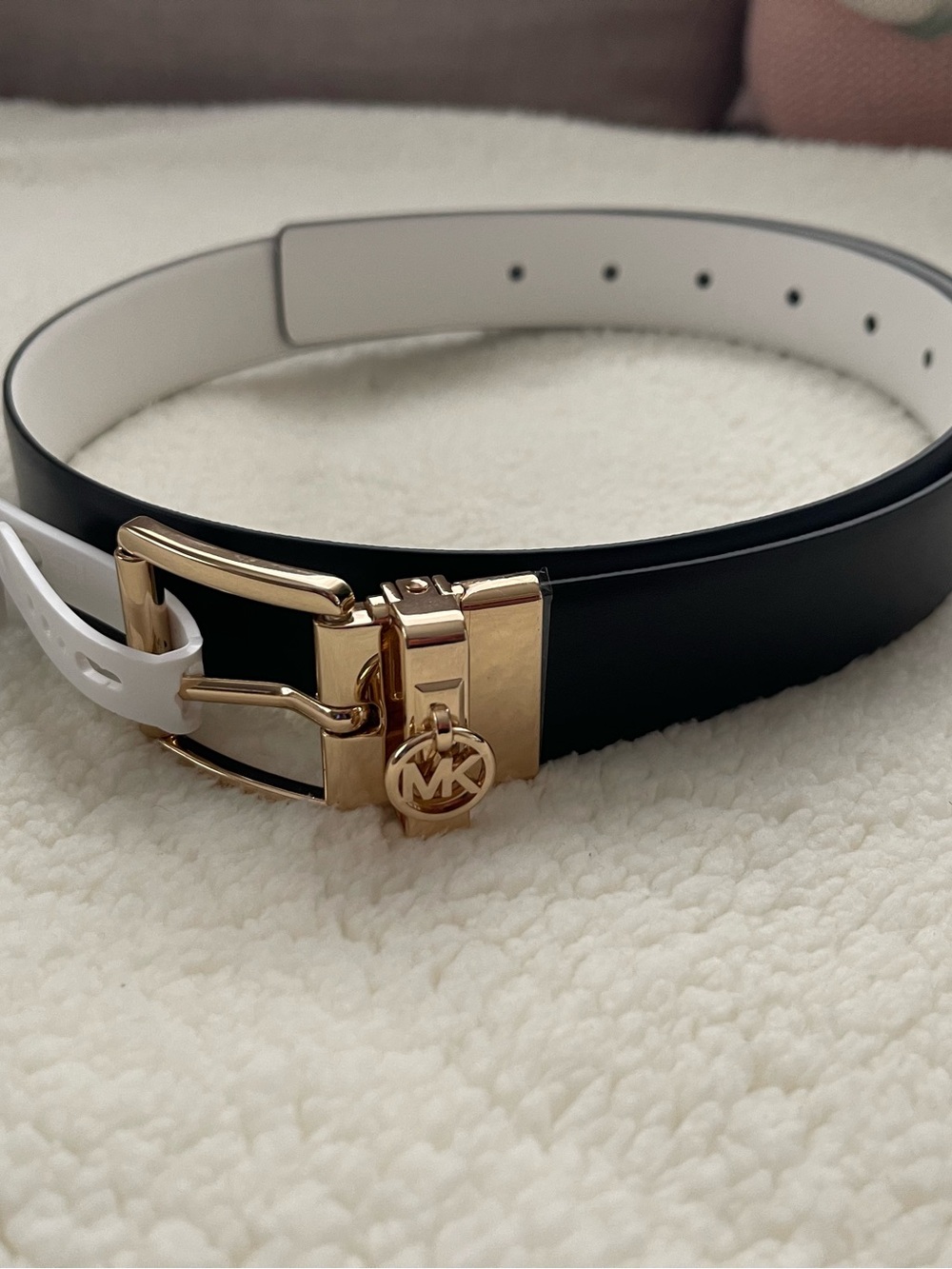 Michael Kors Black and White Reversible Belt with Gold MK Charm - Picture 3 of 6